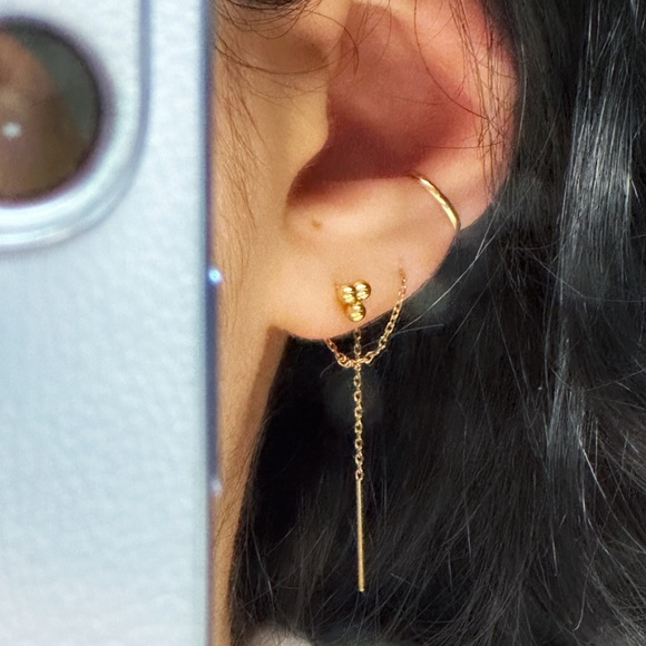 Solid 14k/18k Gold Ear Threaders - Picture 3 of 5